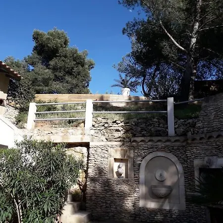 Grande Avec Piscine En Provence * Beaucaire (Gard)