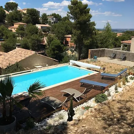 Grande Avec Piscine En Provence Villa