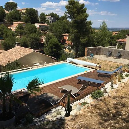 Willa Grande Avec Piscine En Provence Beaucaire (Gard)