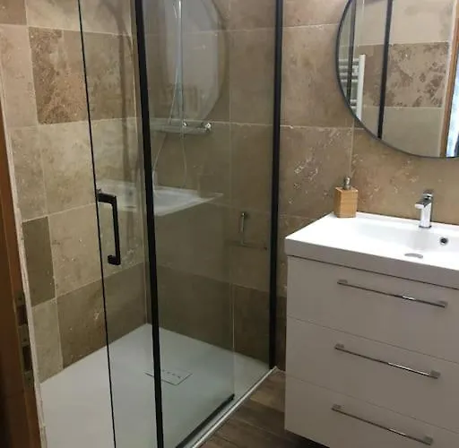 Grande Avec Piscine En Provence Villa Beaucaire (Gard)