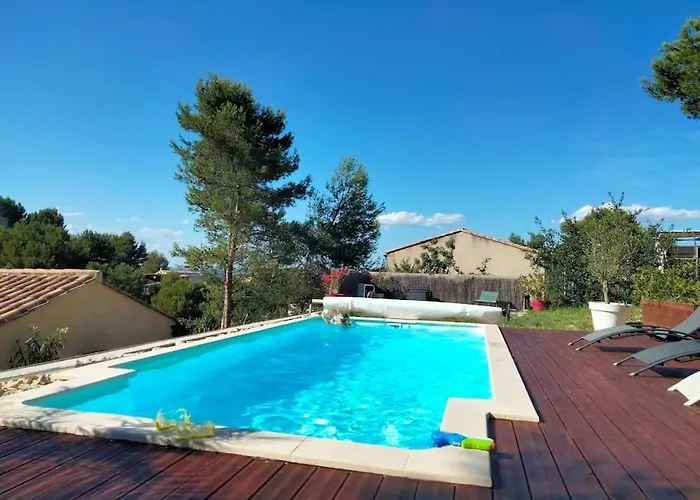Grande Avec Piscine En Provence Beaucaire (Gard)